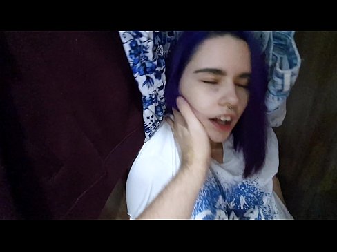 ❤️ माझ्या बहिणीला कोठडीत सापडले आणि तिला मदत केली अश्लील mr.hentaidude.ru ❤
